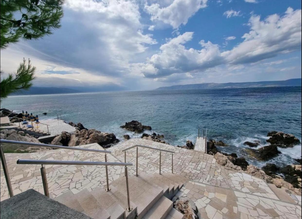 Sea La Vie Rooms Novi Vinodolski Buitenkant foto