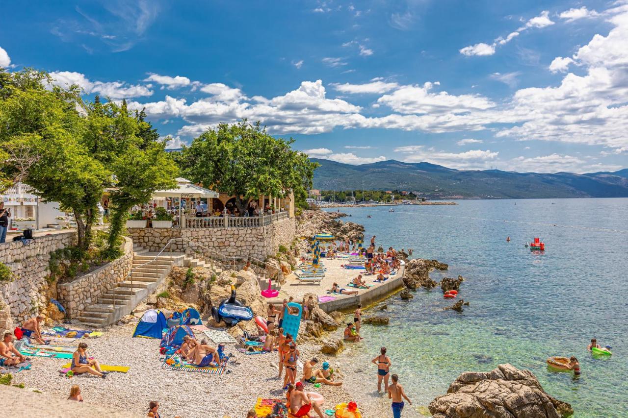 Sea La Vie Rooms Novi Vinodolski Buitenkant foto