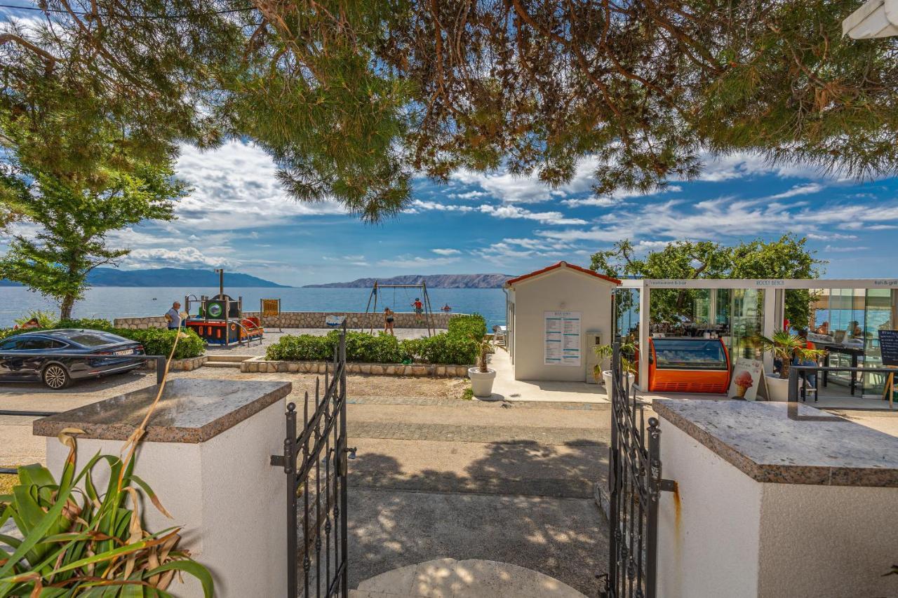 Sea La Vie Rooms Novi Vinodolski Buitenkant foto