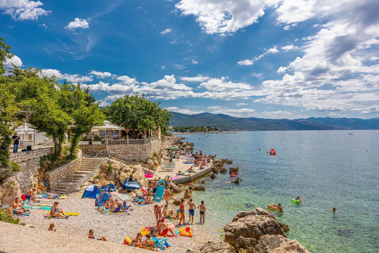 Sea La Vie Rooms Novi Vinodolski Buitenkant foto