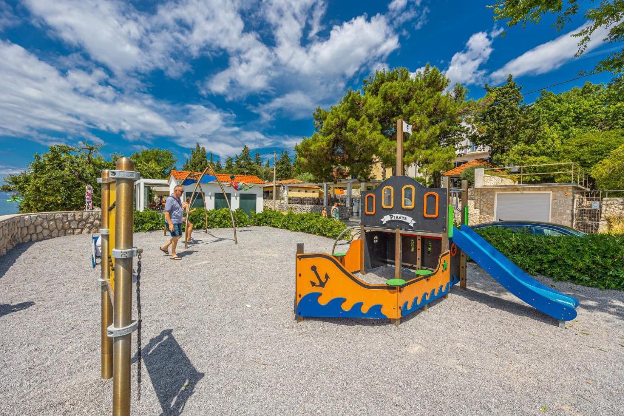 Sea La Vie Rooms Novi Vinodolski Buitenkant foto