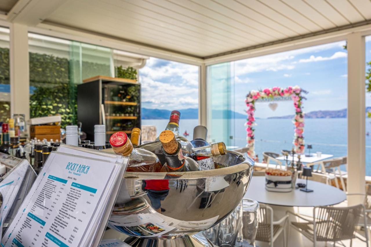 Sea La Vie Rooms Novi Vinodolski Buitenkant foto