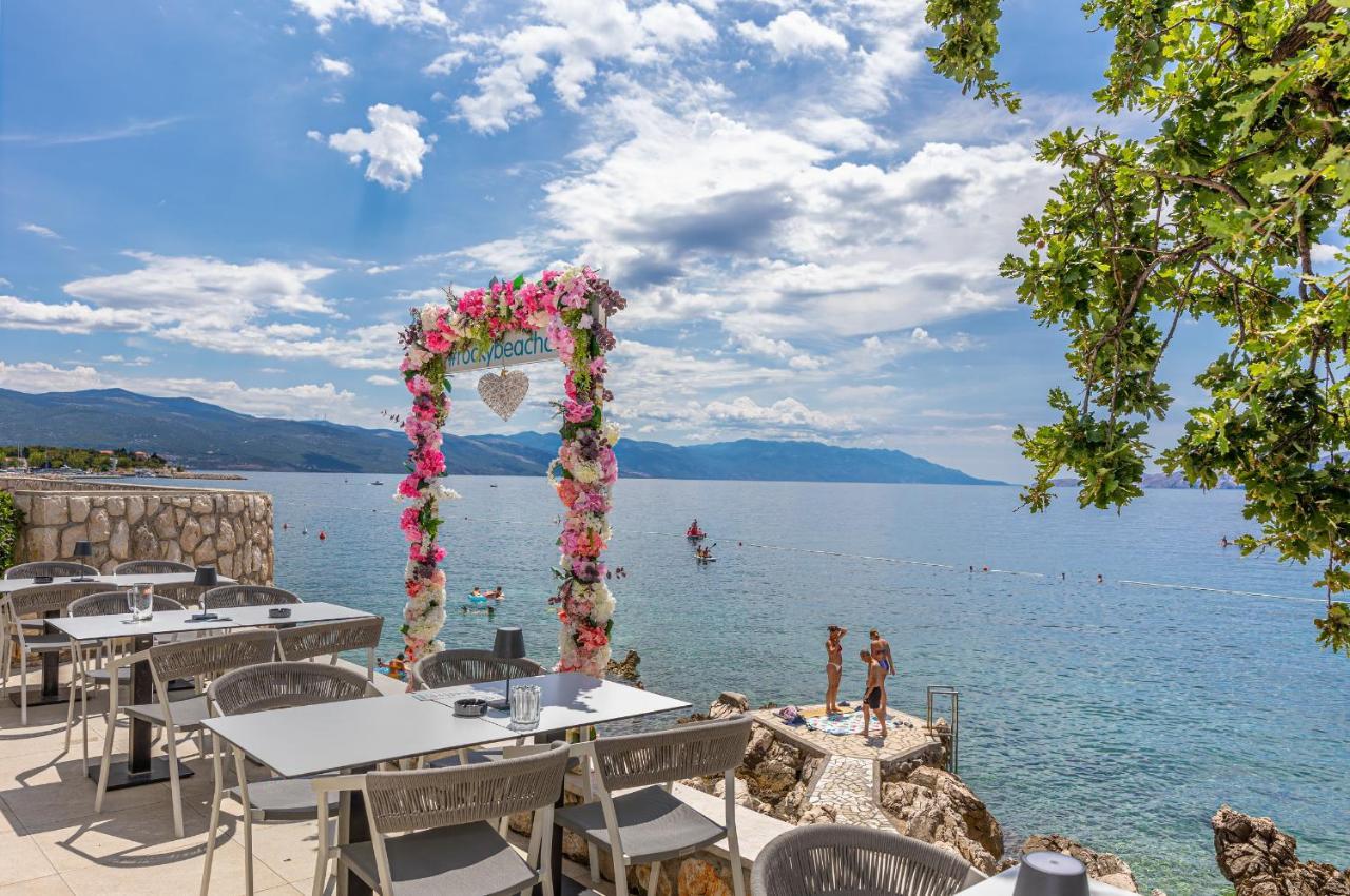 Sea La Vie Rooms Novi Vinodolski Buitenkant foto